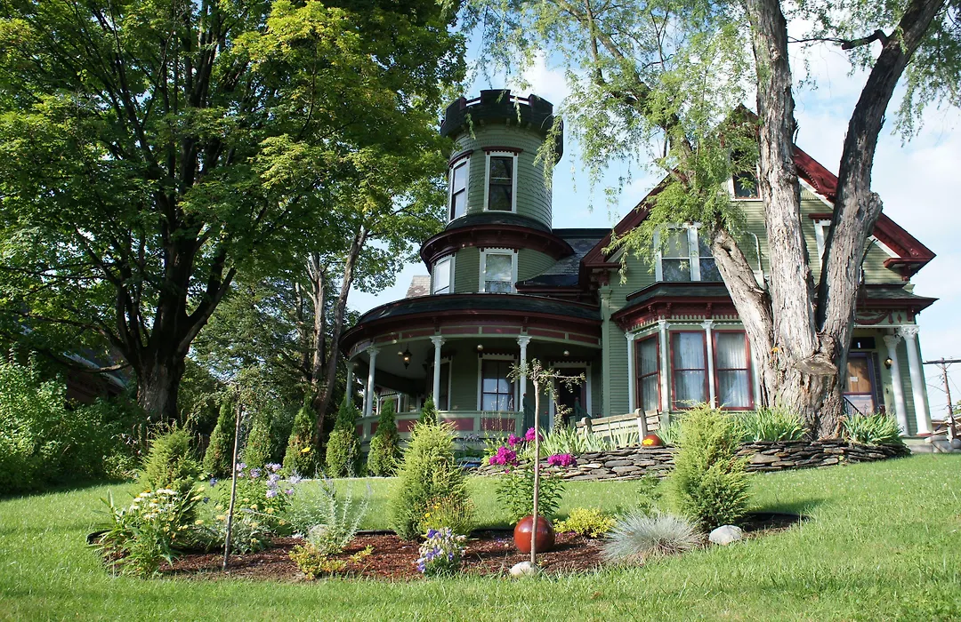 Maplecroft Bed & Breakfast-1